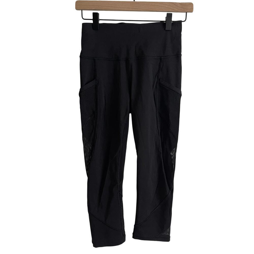 Lululemon Black Cropped Leggings Mesh Inserts Pockets Size 4 - Picture 2 of 7